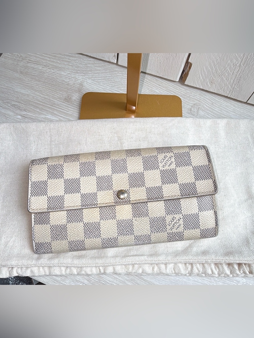 Louis Vuitton Damier Azur sarah wallet authentication included with listing